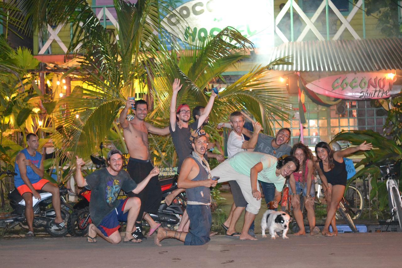 Coconut Hostel Bocas Town Zewnętrze zdjęcie
