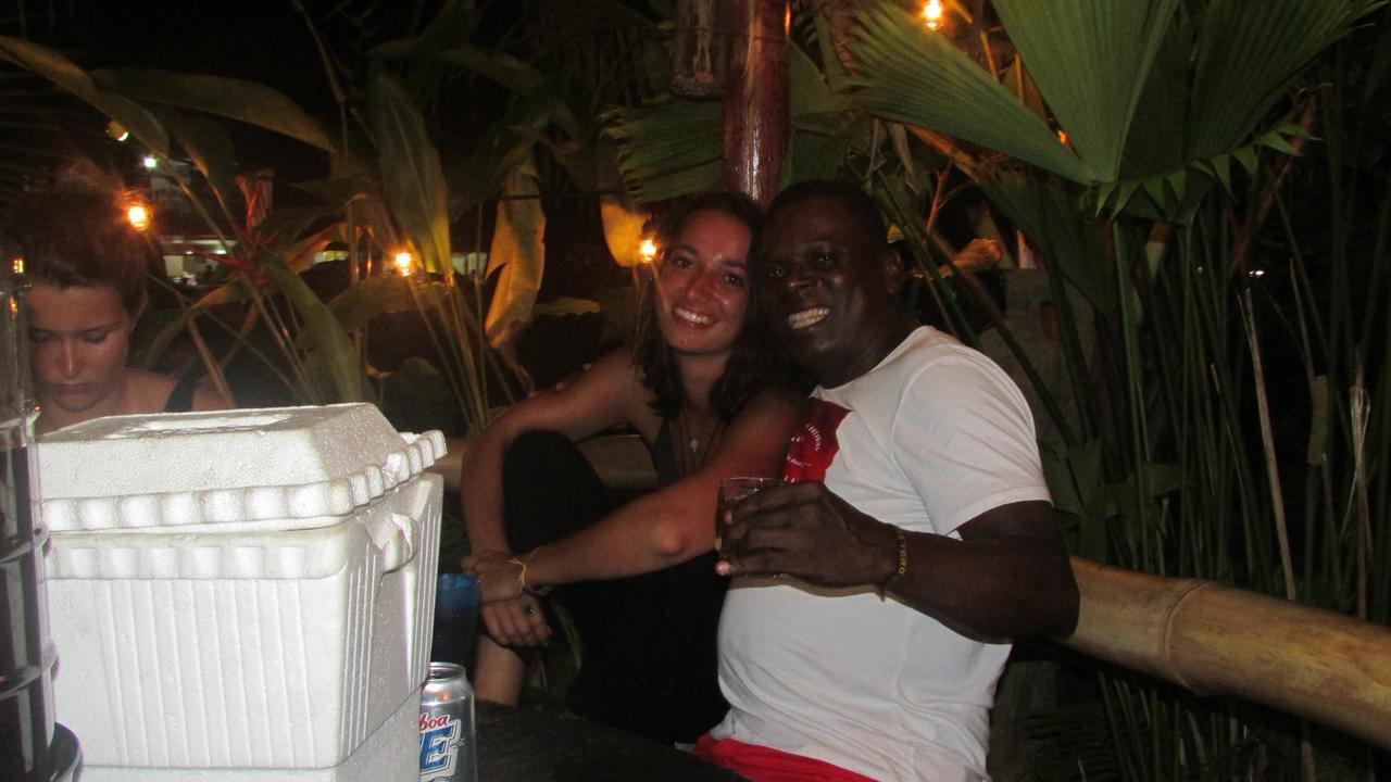Coconut Hostel Bocas Town Zewnętrze zdjęcie